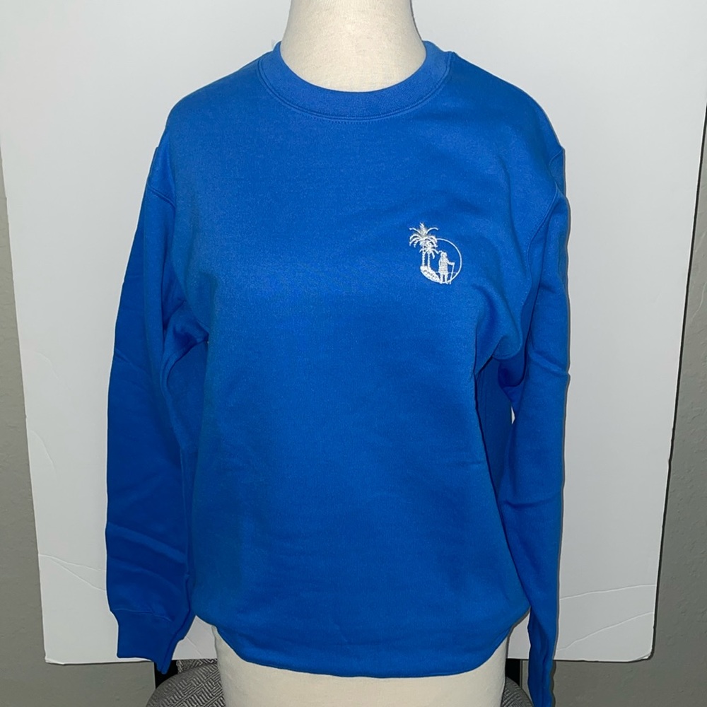 Women’s Plush Royal Blue Clique Sweatshirt With Hobe Sound CC Logo NWOT